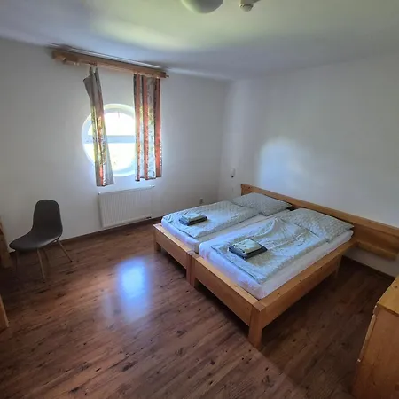 Lodenica Penzión pre hostí 3*