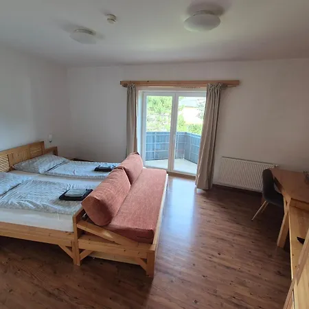 Penzión pre hostí Lodenica