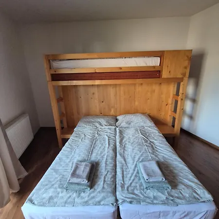 Lodenica Penzión pre hostí 3*