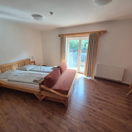 Penzión pre hostí Lodenica
